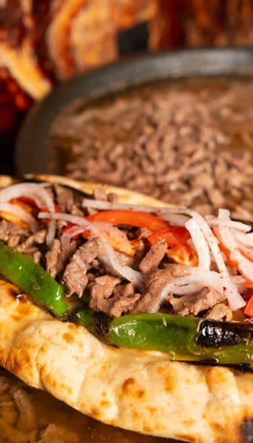 Şerbetli Kavurma (Ekmek Arası)